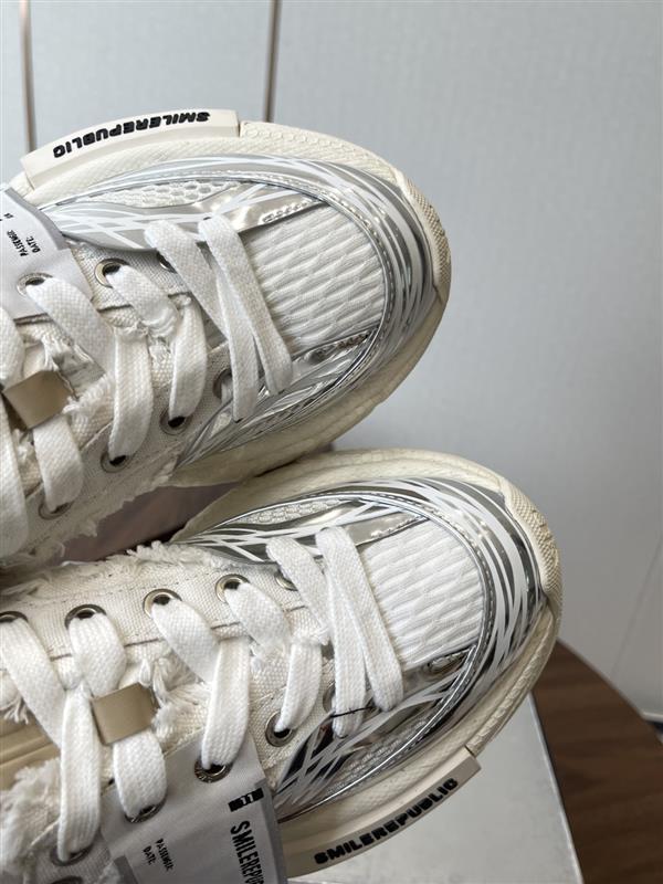 20251128103854894 370